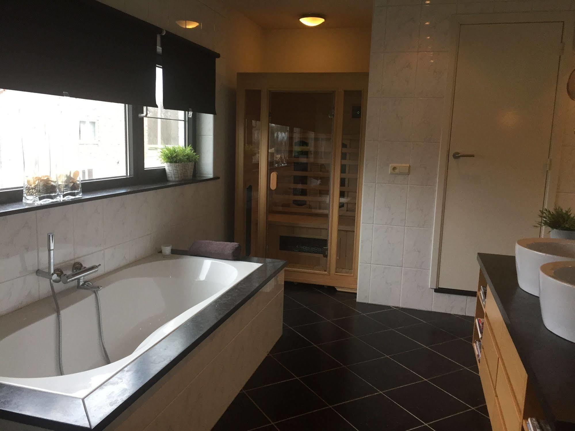 רימסט B&B Montenakerhof מראה חיצוני תמונה